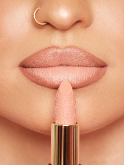 Kiss and Makeup Lipstick & Lip Liner Kit