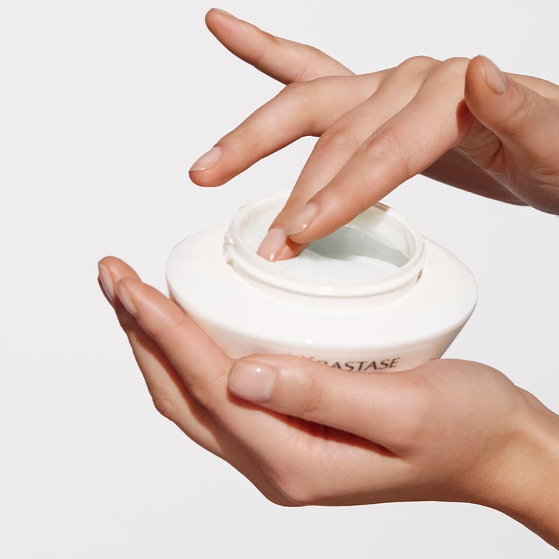Kérastase Nutritive Masquintense Riche Mask For Very Dry Hair - Medium to Thick Hair